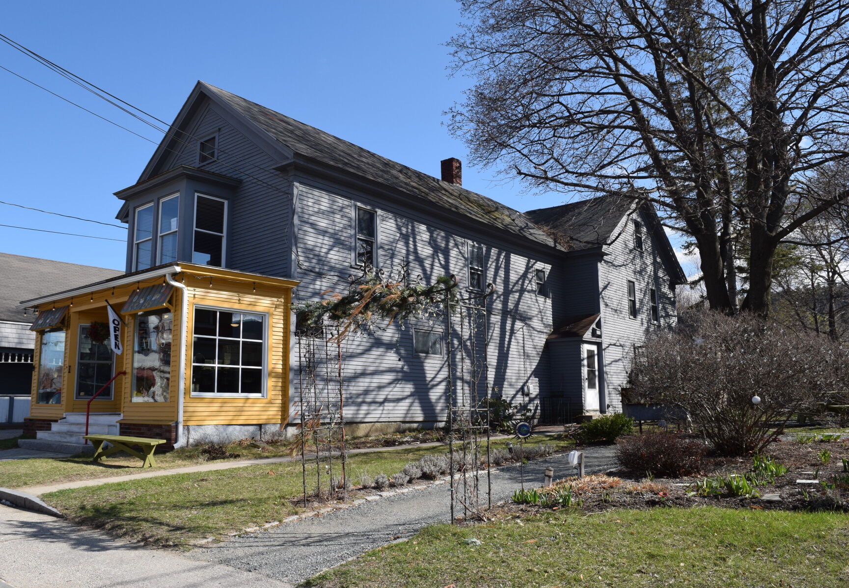 Plans for small boutique hotel presented to Gorham board